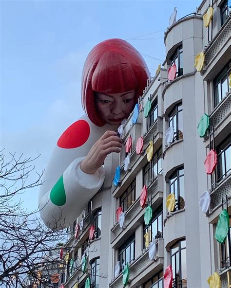 yayoi kusama louis vuitton